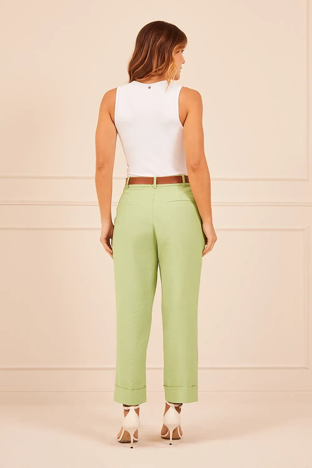 CALCA-ALFAIATARIA-COM-CINTO-E-BARRA