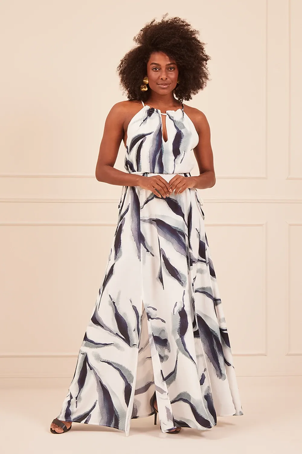 VESTIDO-LONGO-COM-FENDAS