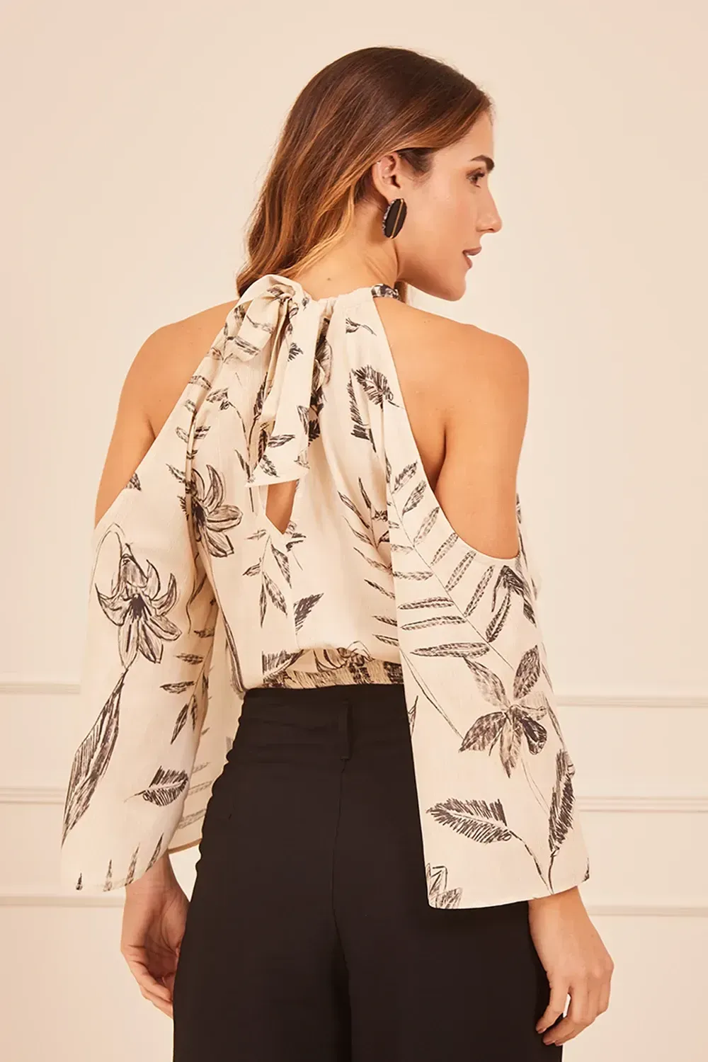 BLUSA-VISCOSE-COM-HALTER-NECK