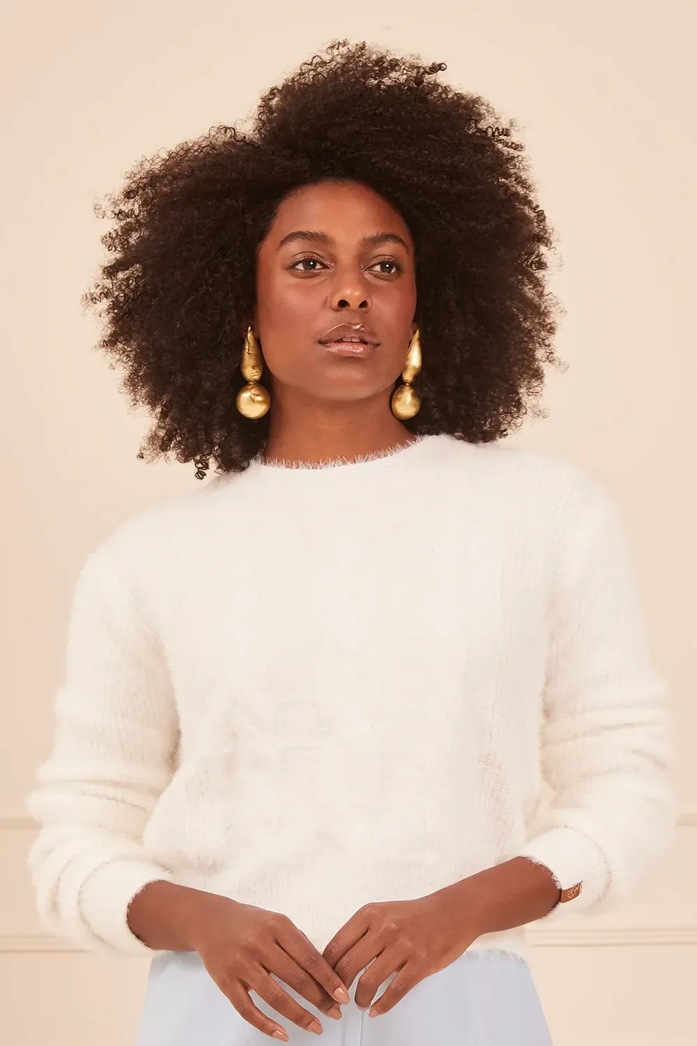 BLUSA-FEMININA-EM-TRICOT-COM-DETALHE