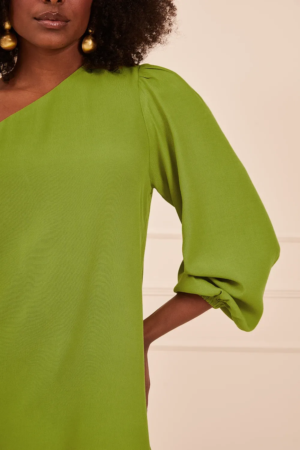 BLUSA-ASSIMETRICA