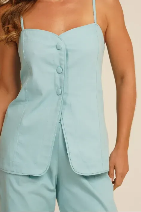 CAMISETA-ALCAS-FINAS-COM-BOTOES