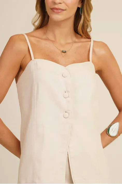 CAMISETA-ALCAS-FINAS-COM-BOTOES