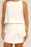 REGATA-FEMININA-COM-DETALHE-