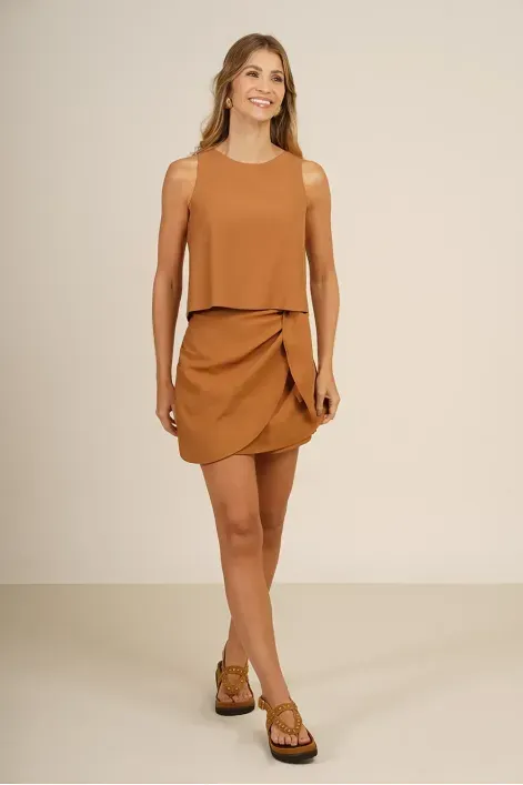 SHORT-SAIA-COM-AMARRACAO-FRONTAL