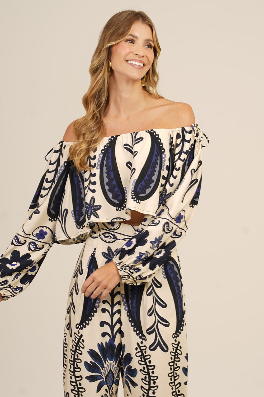 CROPPED-OMBRO-A-OMBRO-ESTAMPA-VERANEIO