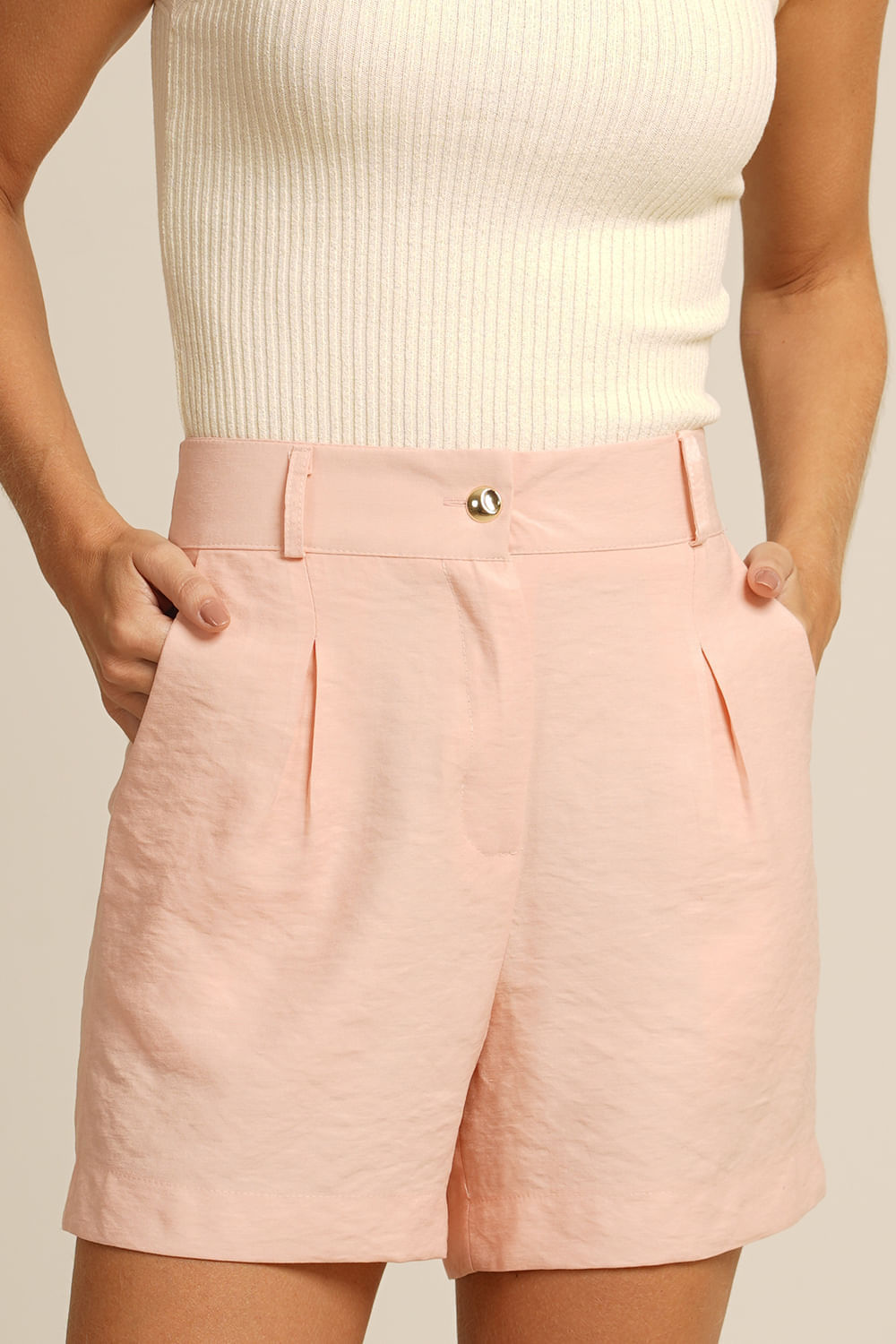 SHORT-LISO-COM-PREGAS