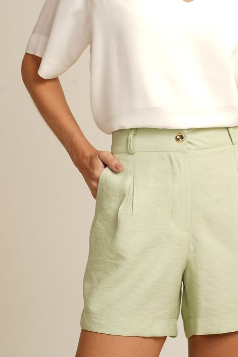 SHORT-LISO-COM-PREGAS