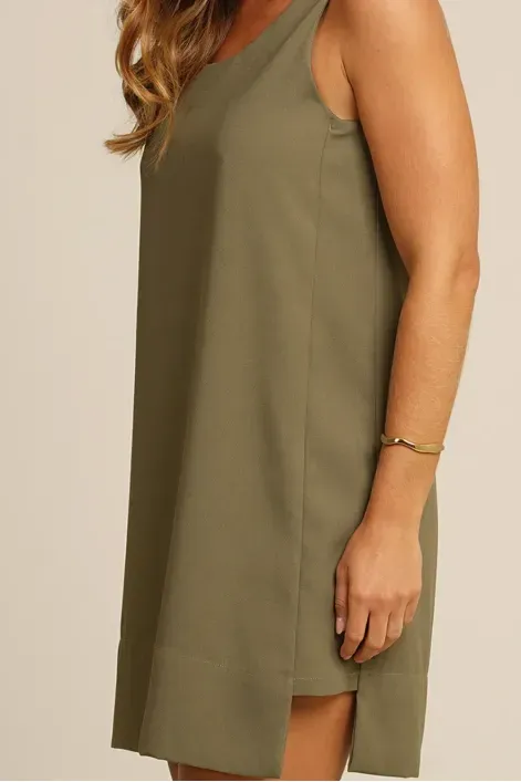 VESTIDO-DEGRAU-LATERAL