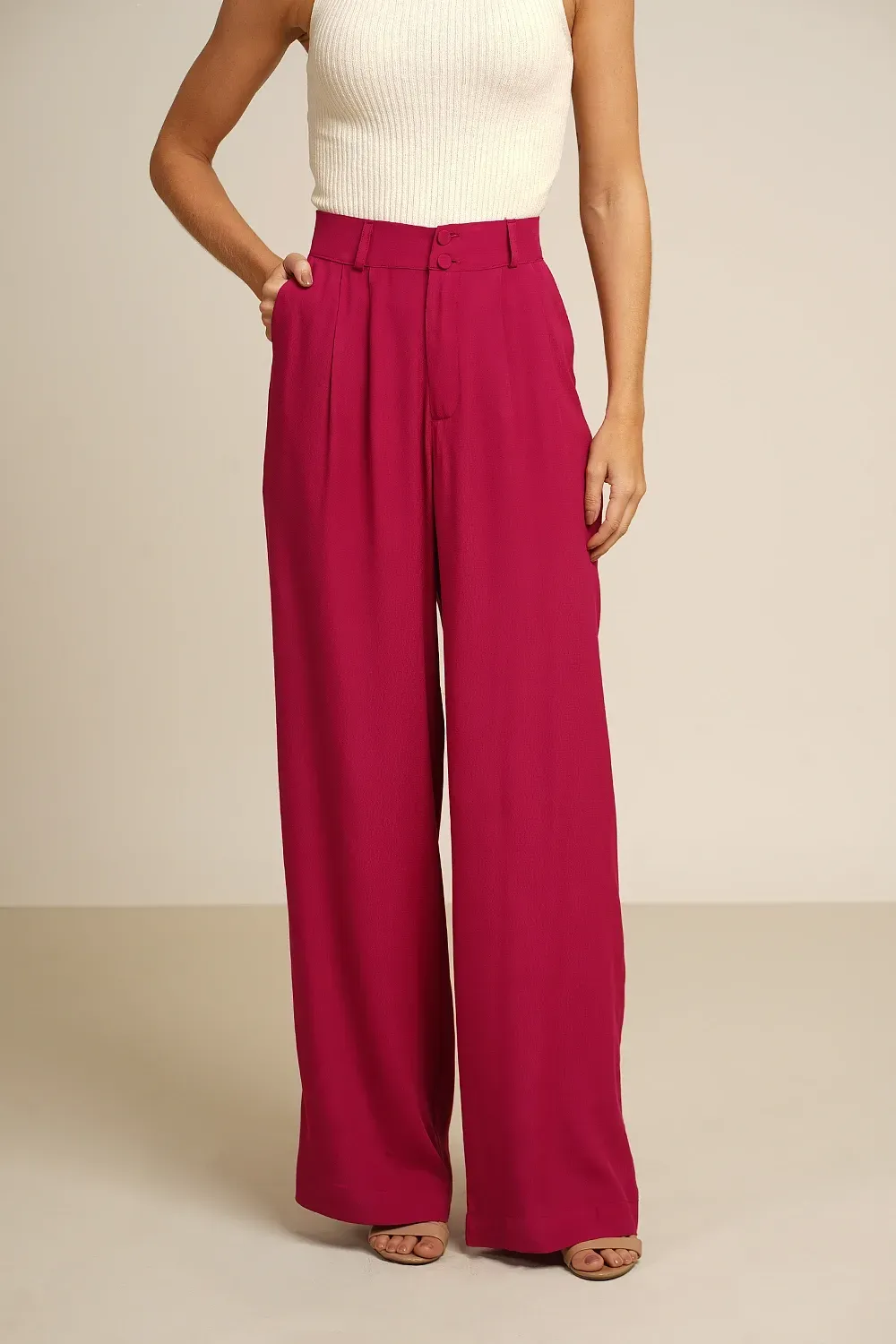 CALCA-BOLSOS-FRENTE-E-BOTOES