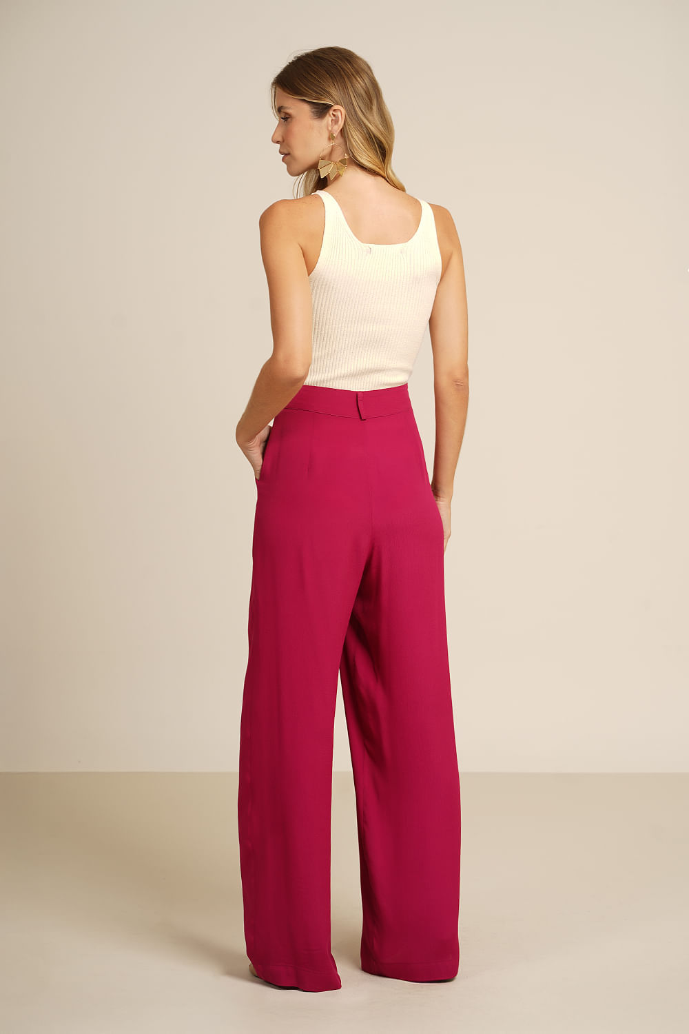 CALCA-BOLSOS-FRENTE-E-BOTOES