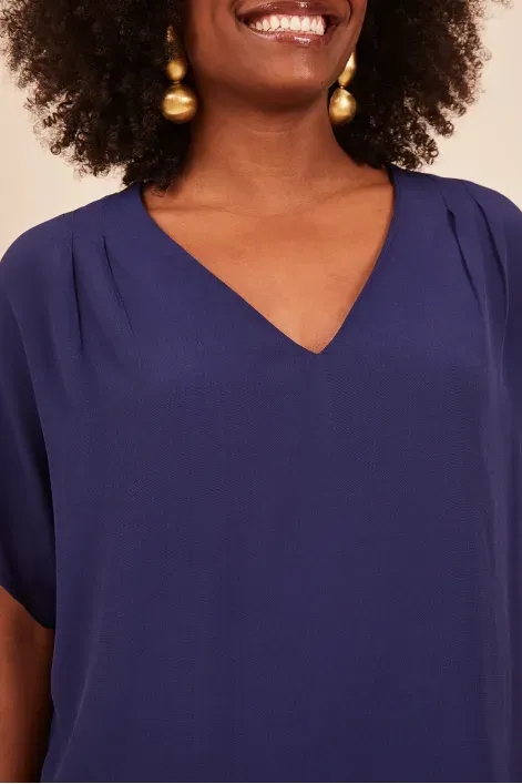BLUSA-DECOTE-EM-V