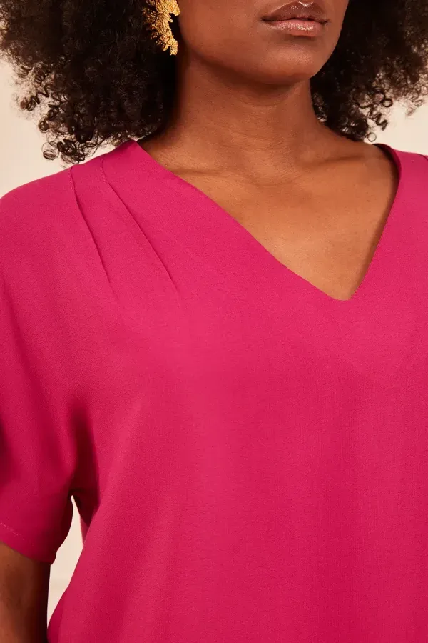 BLUSA-DECOTE-EM-V