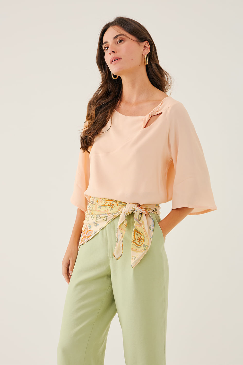 BLUSA-DECOTE-LATERAL-TORCIDO