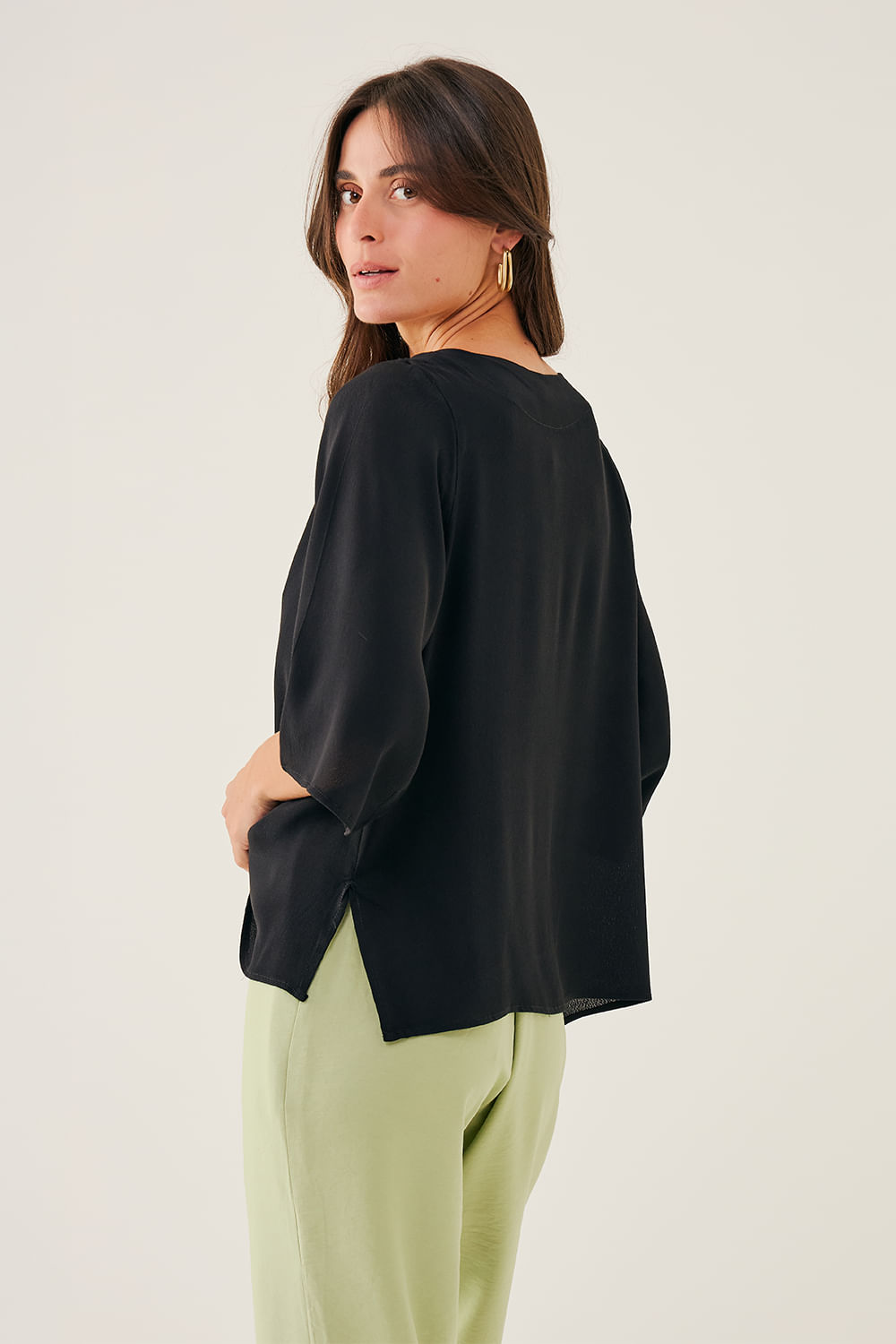 BLUSA-DECOTE-LATERAL-TORCIDO
