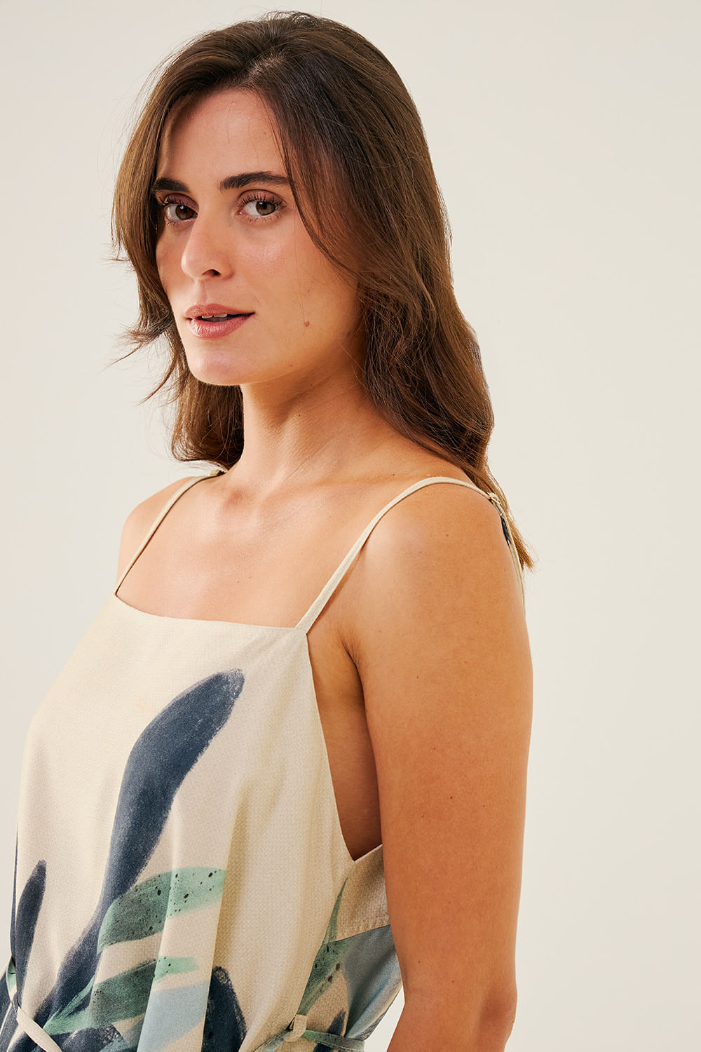 REGATA-COM-CORDAO-DE-CINTO