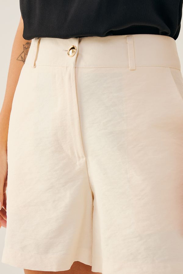 SHORT-BOLSO-FACA