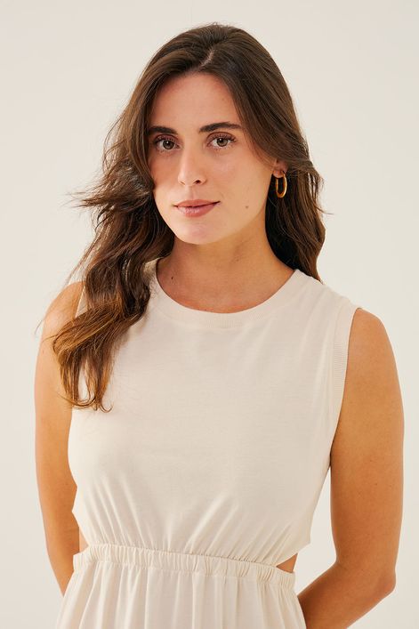 VESTIDO-LONGO-COM-ABERTURA-LATERAL