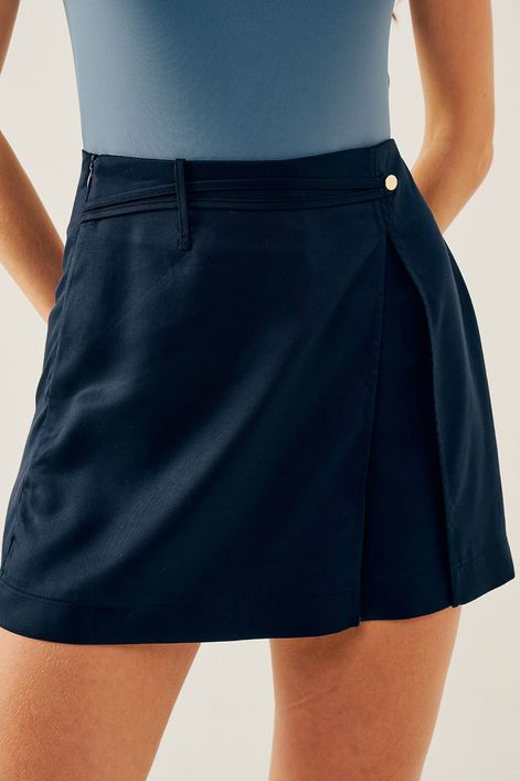 SHORT-SAIA-COM-DETALHE-EM-BOTAO-DOURADO