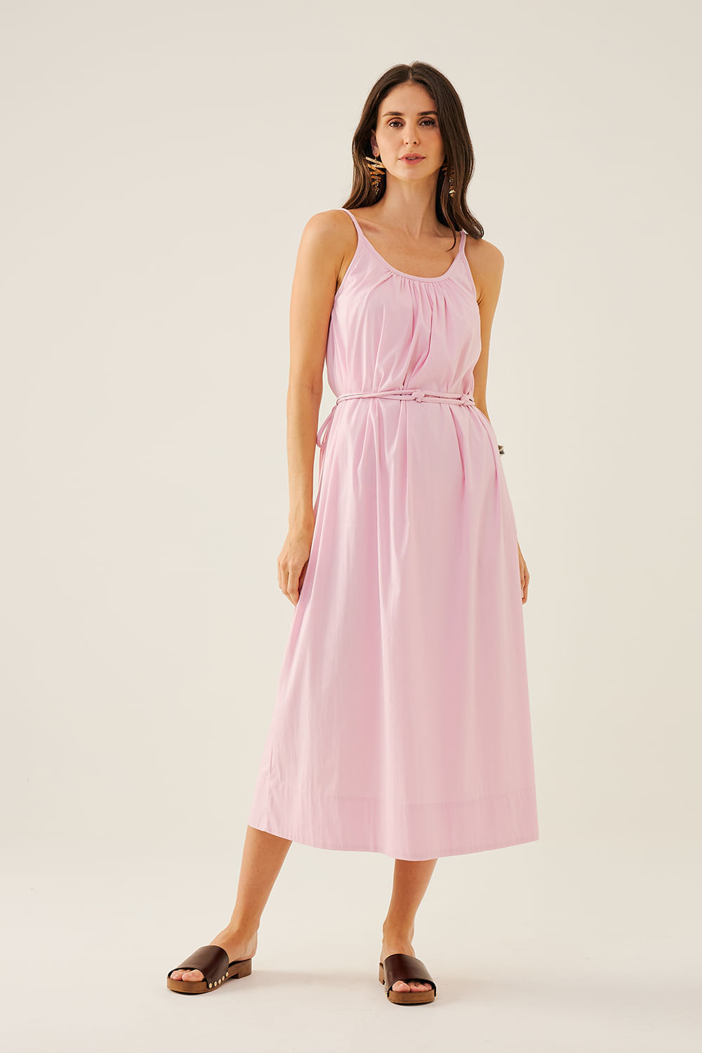 VESTIDO-MIDI