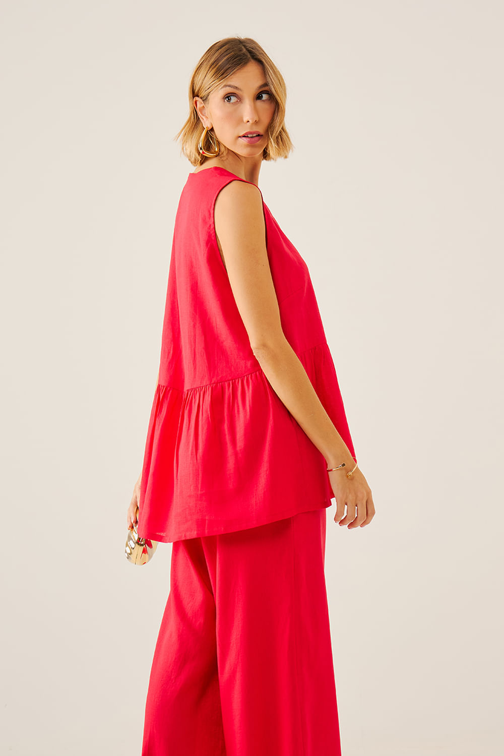 BATA-COM-BOTOES-DECORATIVOS