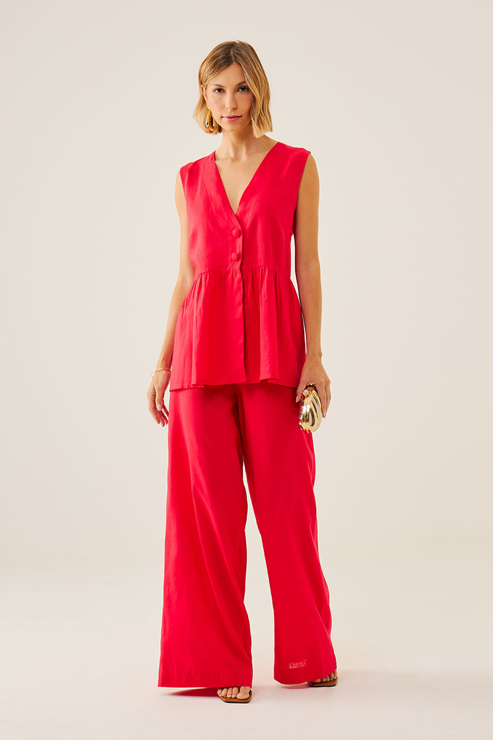 BATA-COM-BOTOES-DECORATIVOS