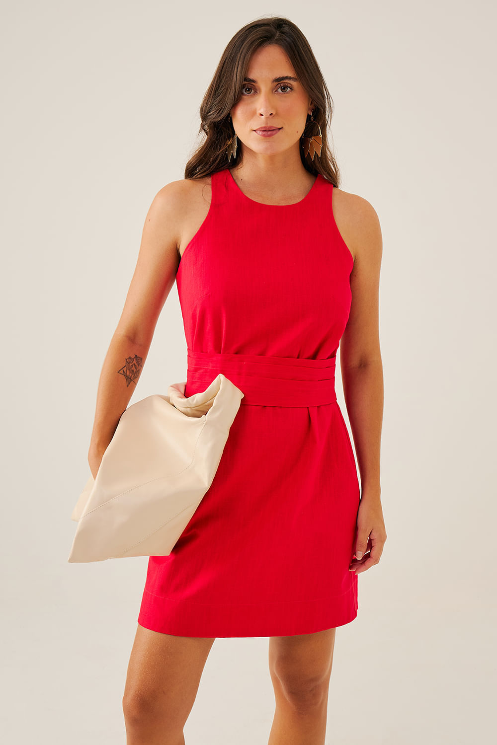 VESTIDO-CURTO-COM-FAIXA