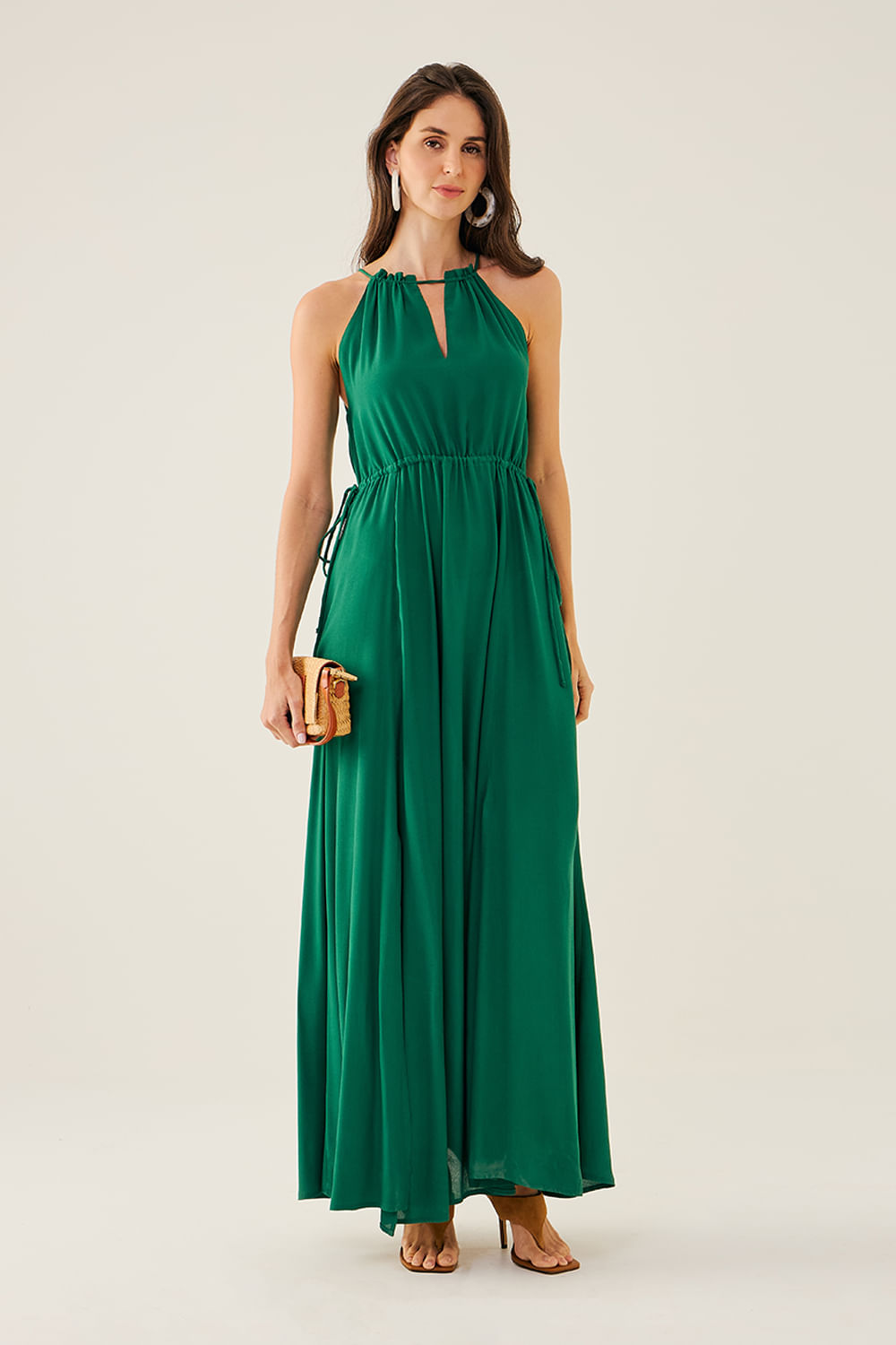 VESTIDO-LONGO-LISO-COM-DECOTE-HALTER