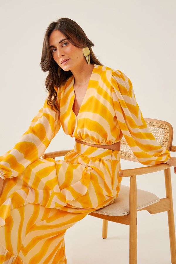 CROPPED-EM-CHIFFON