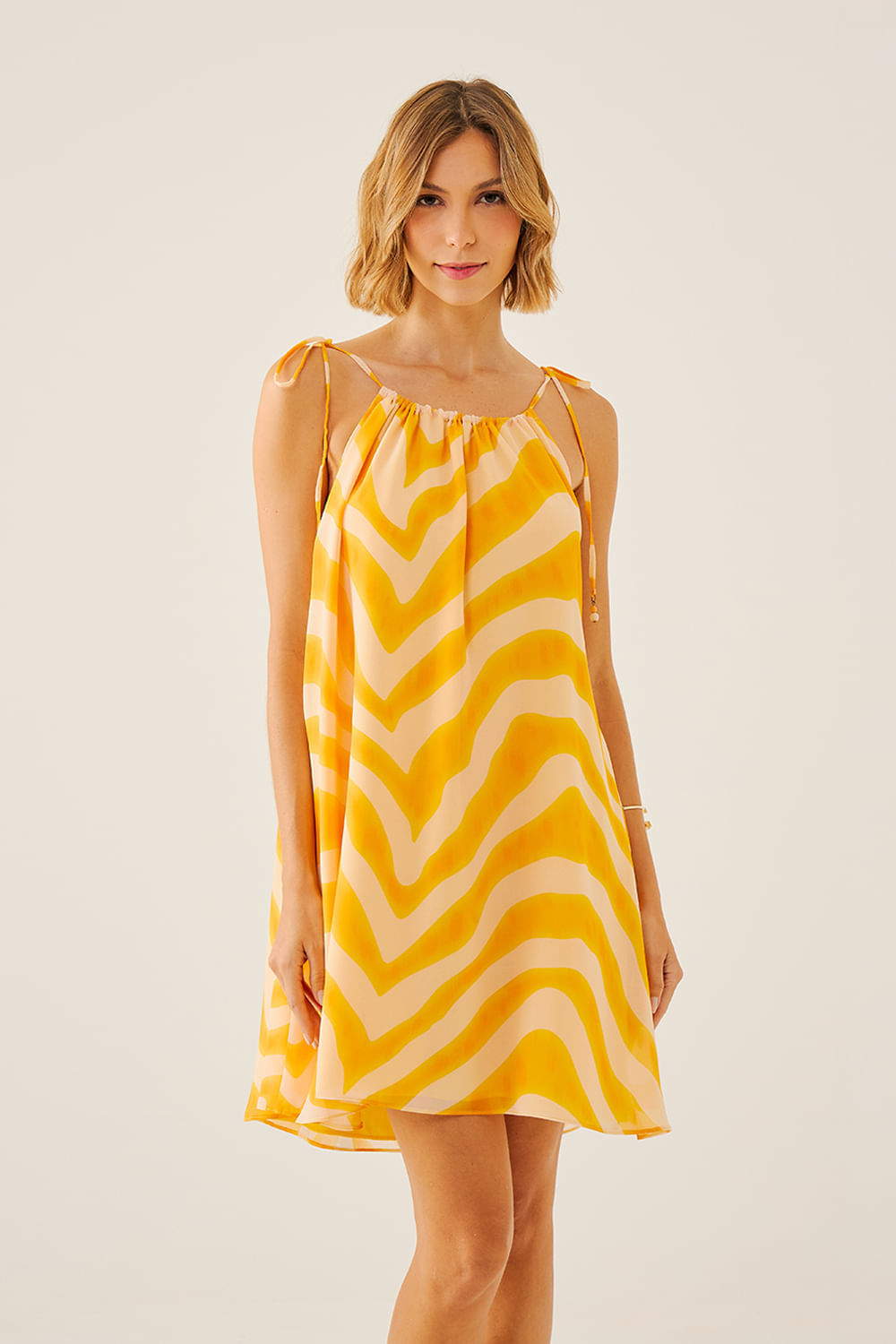 VESTIDO-CURTO-EM-CHIFFON