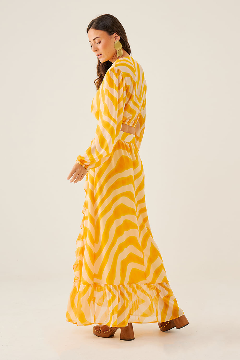 SAIA-LONGA-EM-CHIFFON