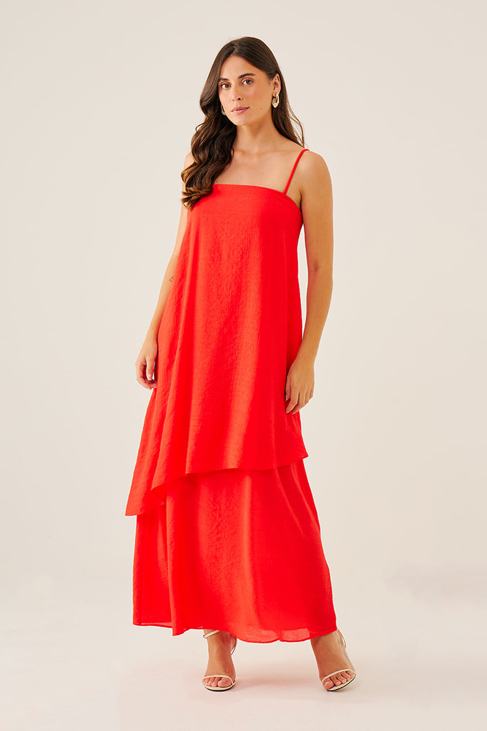 VESTIDO-LONGO-COM-CAMADAS