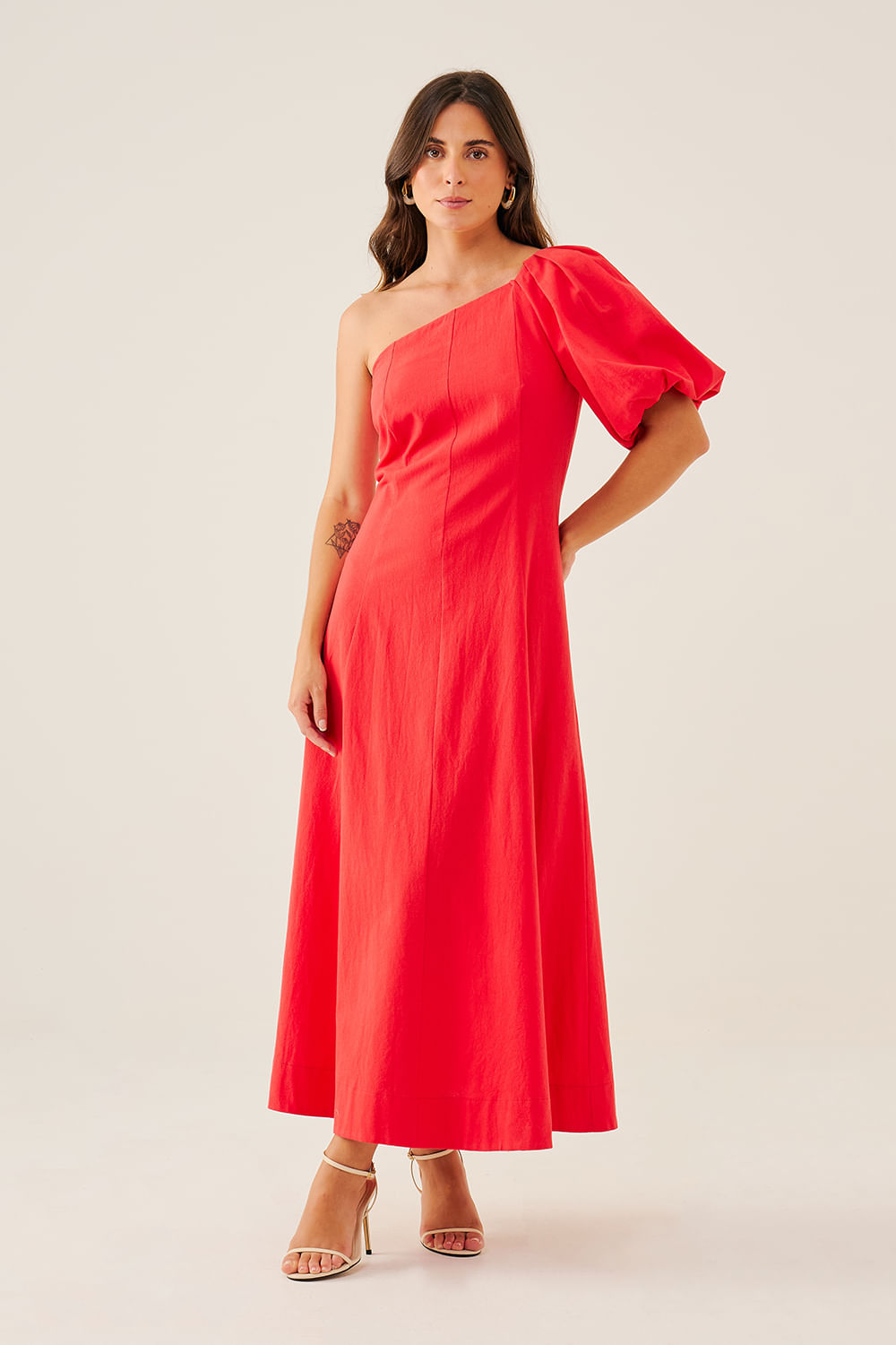 VESTIDO-CROPPED-UM-OMBRO-COM-MANGA