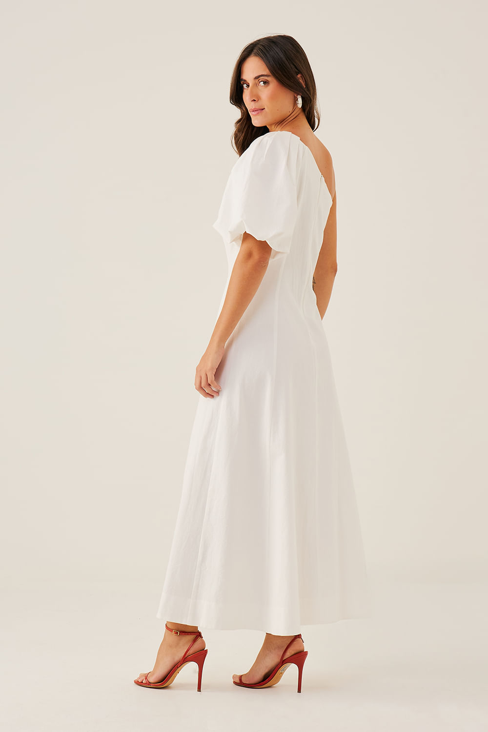 VESTIDO-CROPPED-UM-OMBRO-COM-MANGA