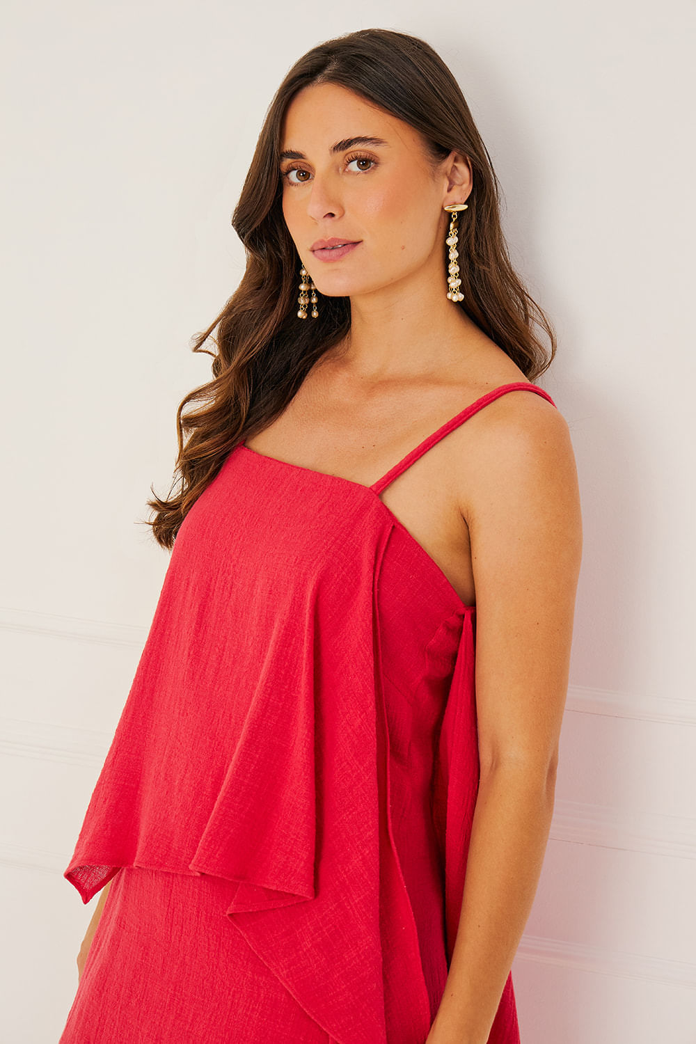 VESTIDO-COM-SOBREPOSICAO-LEVE