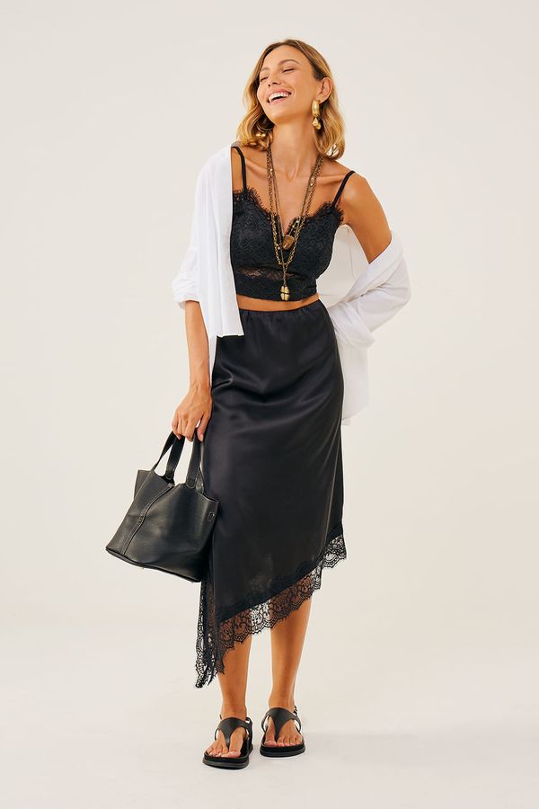 Saia-Midi-Acetinada-com-Barra-Assimetrica