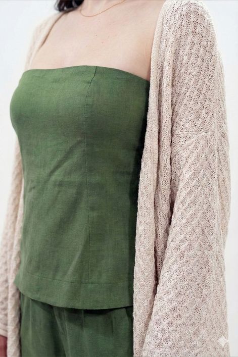 Blusa-sem-alca-com-Detalhe-Costas