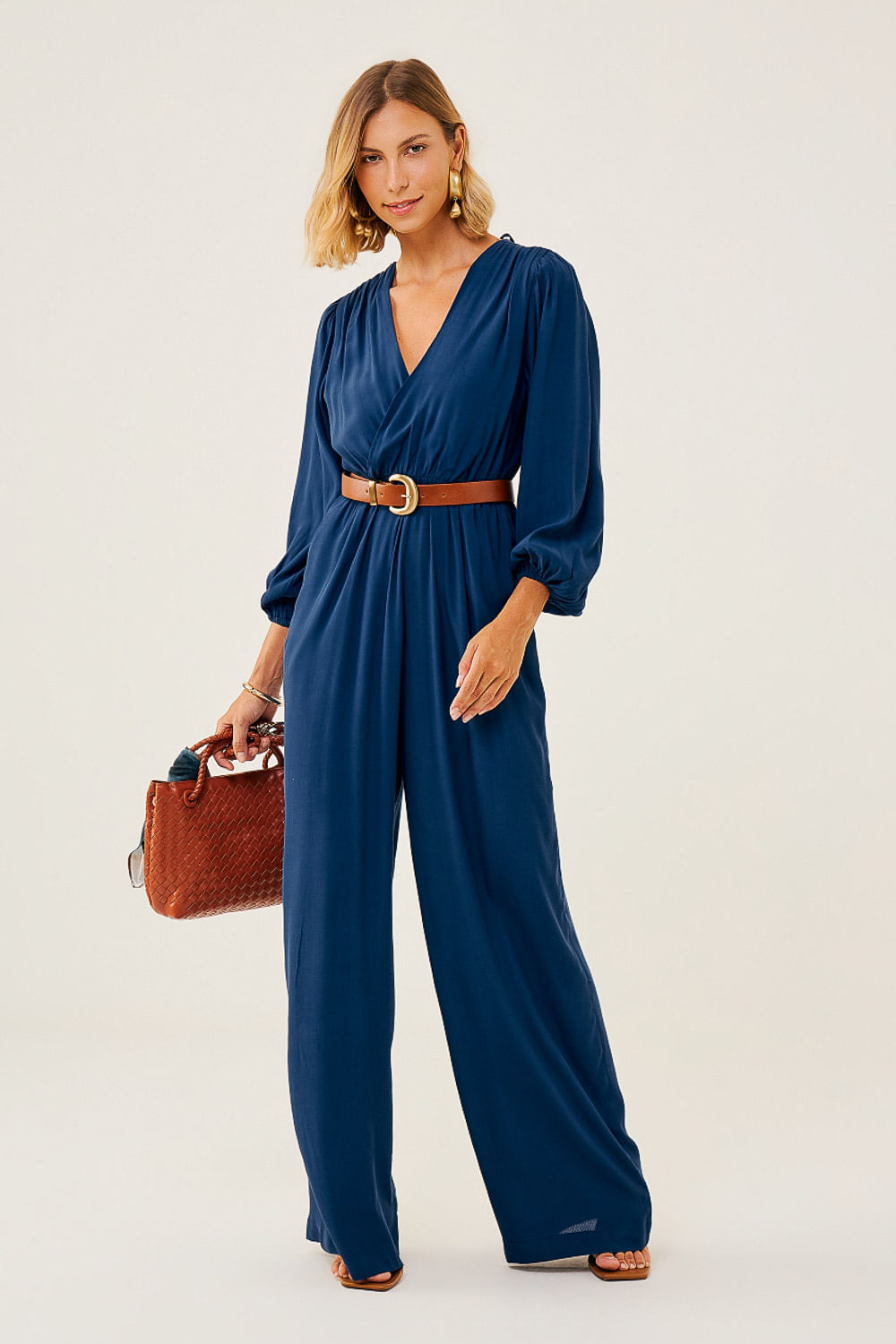 Macacao-longo-em-crepe-marrocaine