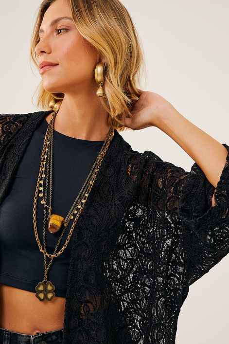 Kimono-de-Renda-Longo-com-Transparencia-e-Movimento