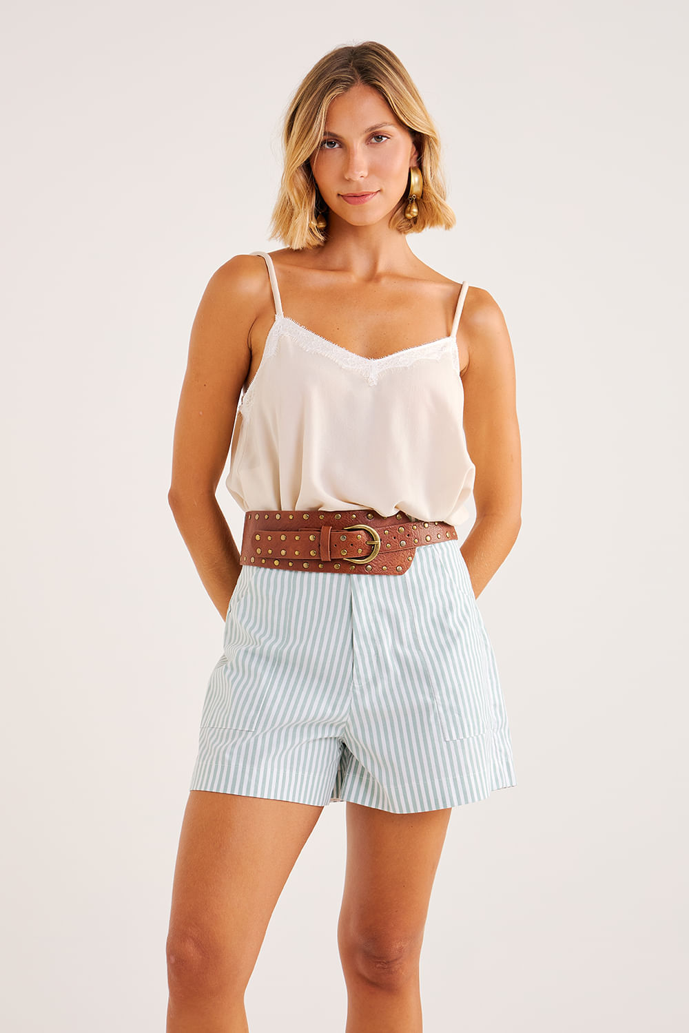 Short-em-tricoline-listrado