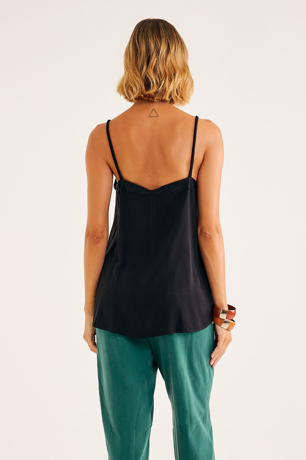 Regata-Alca-Fina-com-Renda