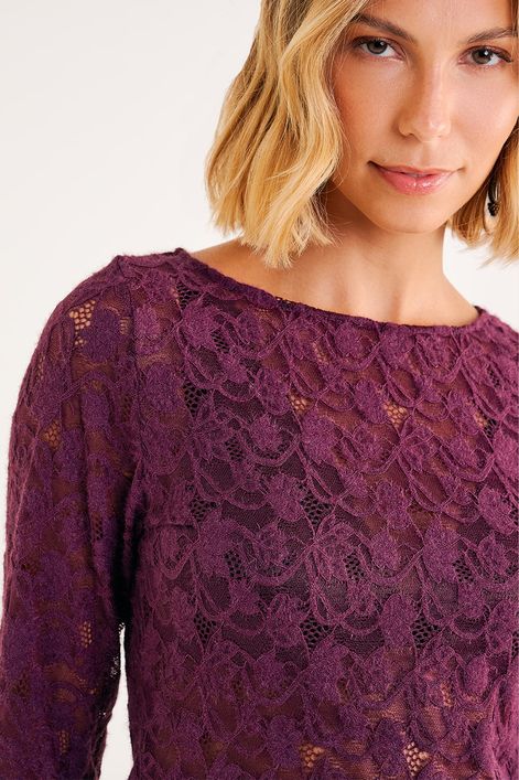 Blusa-em-Renda-Manga-Longa