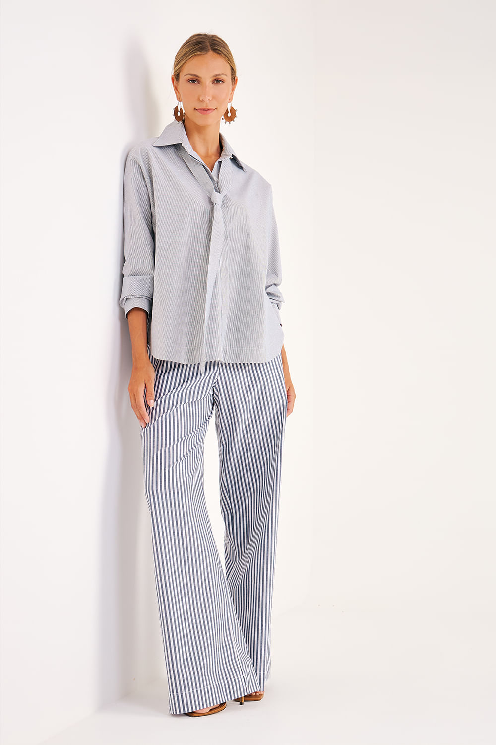 Calca-Pantalona-em-Tricoline-Listrada