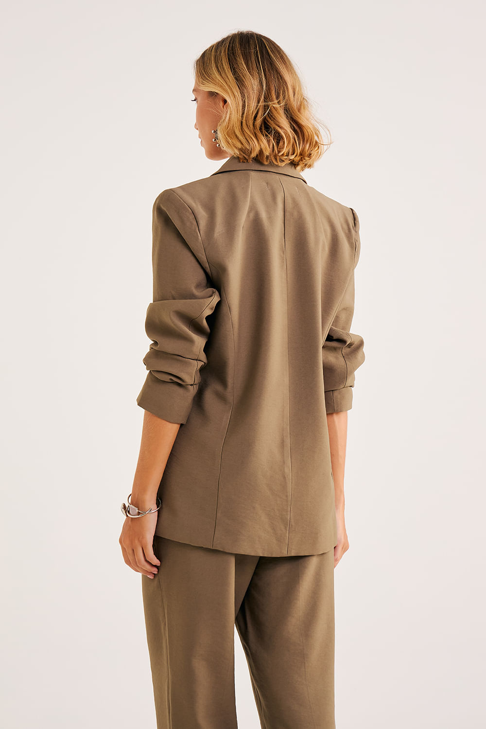 Blazer-Alfaiataria-com-Manga-Drapeada