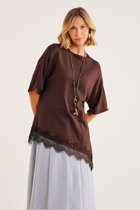 T-shirt-Barra-Assimetrica-com-Renda