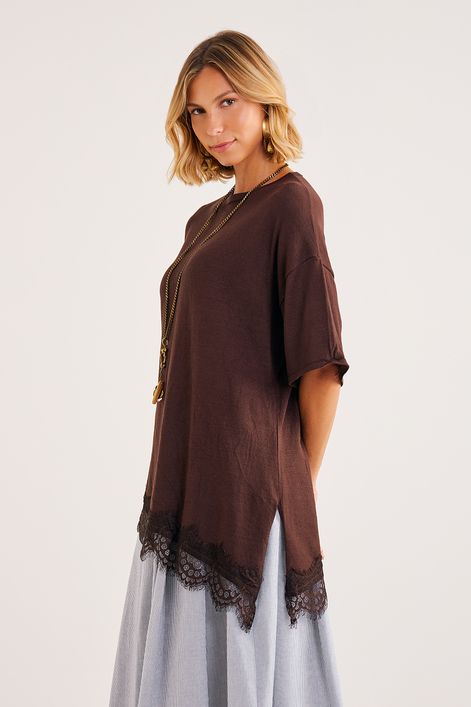 T-shirt-Barra-Assimetrica-com-Renda