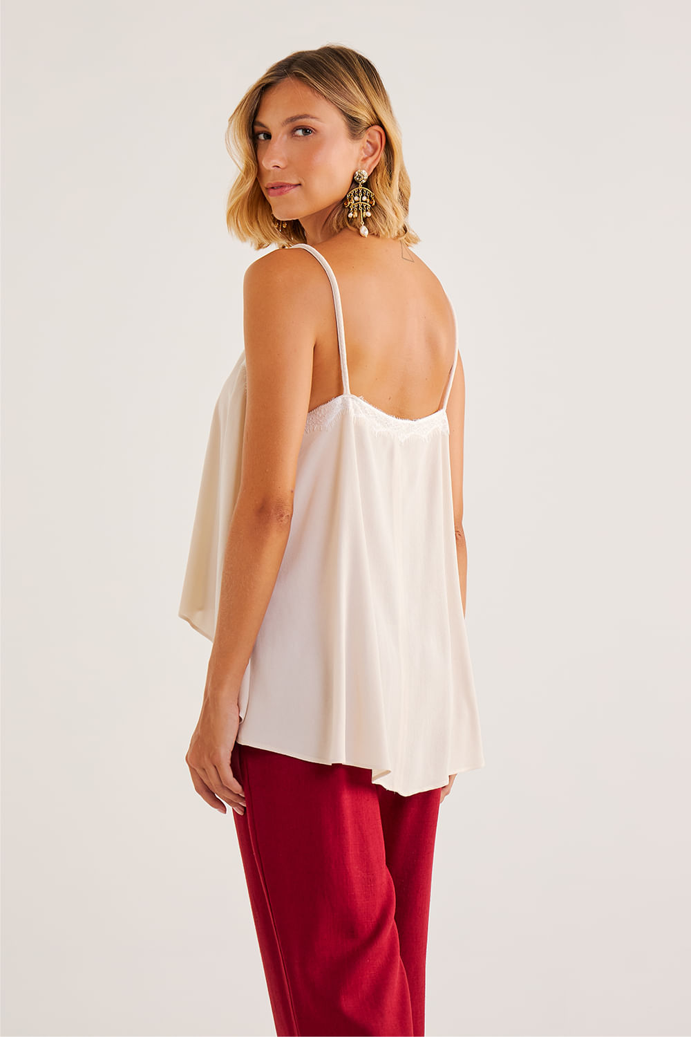 Regata-Alca-Fina-com-Renda