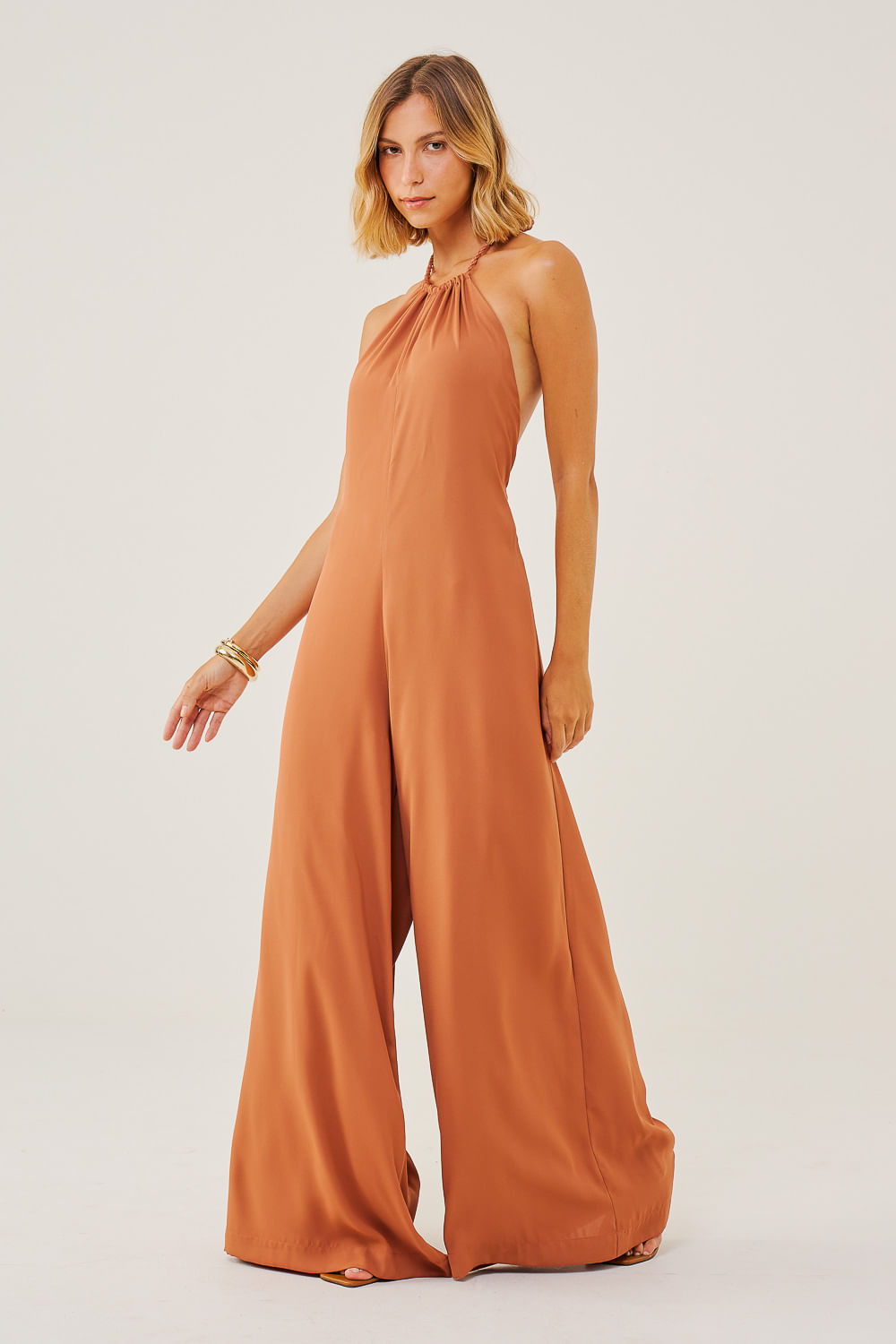 Macacao-Longo-Liso-em-Cetim-Gaia