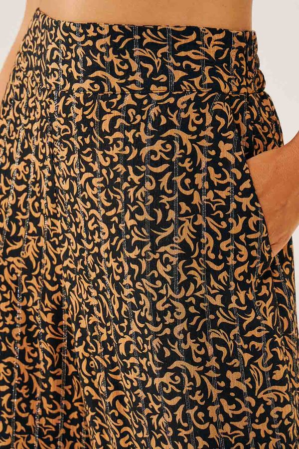 Calca-Pantalona-em-Lurex-com-Barra-Ajustavel