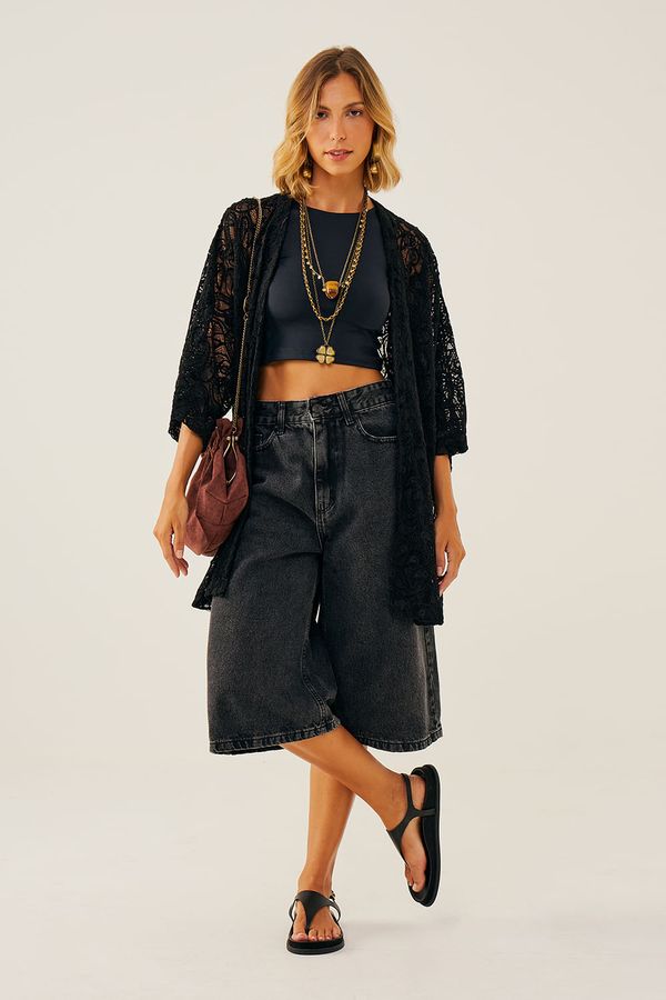 Bermuda-Jeans-em-Sarja-Modelagem-Ampla
